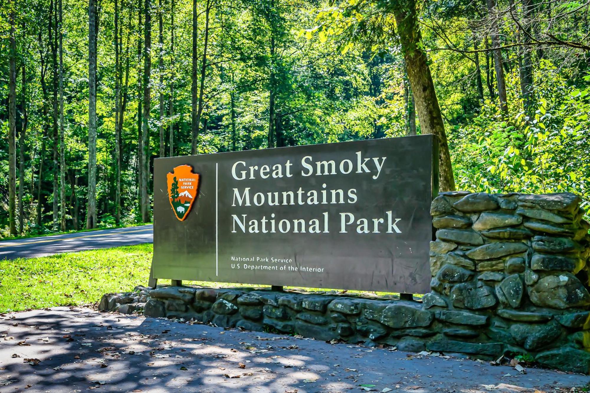 Epic Mountain Views, Hot Tub, Game Room, Sleeps 10 Севьервилл Экстерьер фото
