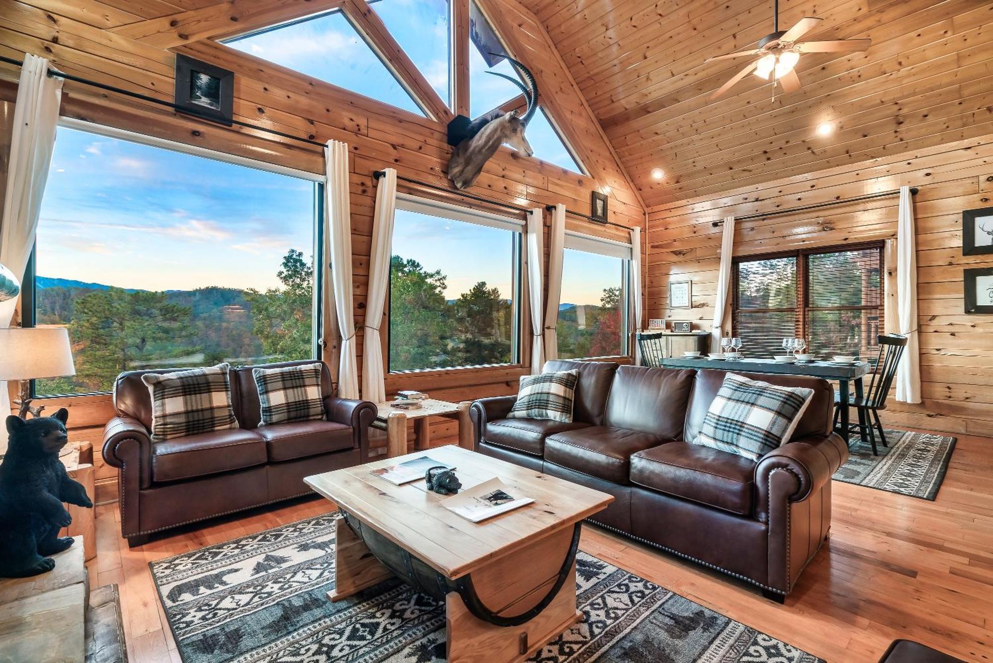 Epic Mountain Views, Hot Tub, Game Room, Sleeps 10 Севьервилл Экстерьер фото
