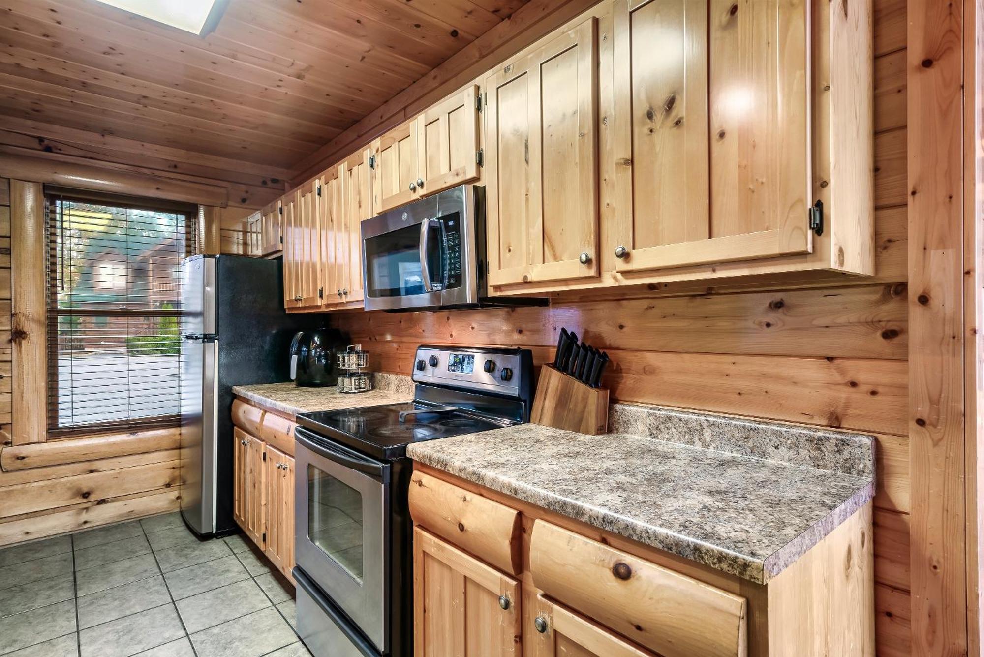 Epic Mountain Views, Hot Tub, Game Room, Sleeps 10 Севьервилл Экстерьер фото