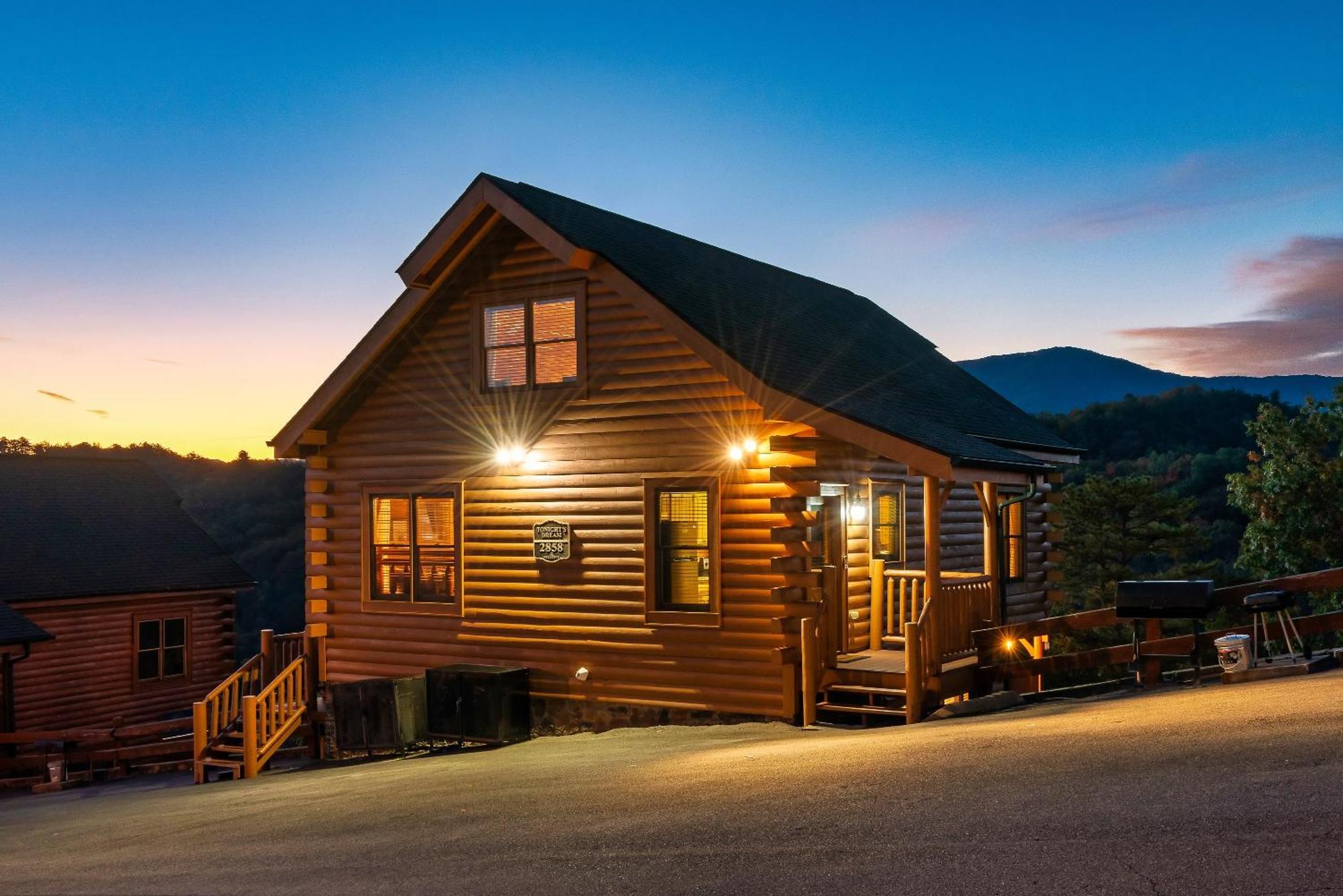 Epic Mountain Views, Hot Tub, Game Room, Sleeps 10 Севьервилл Экстерьер фото