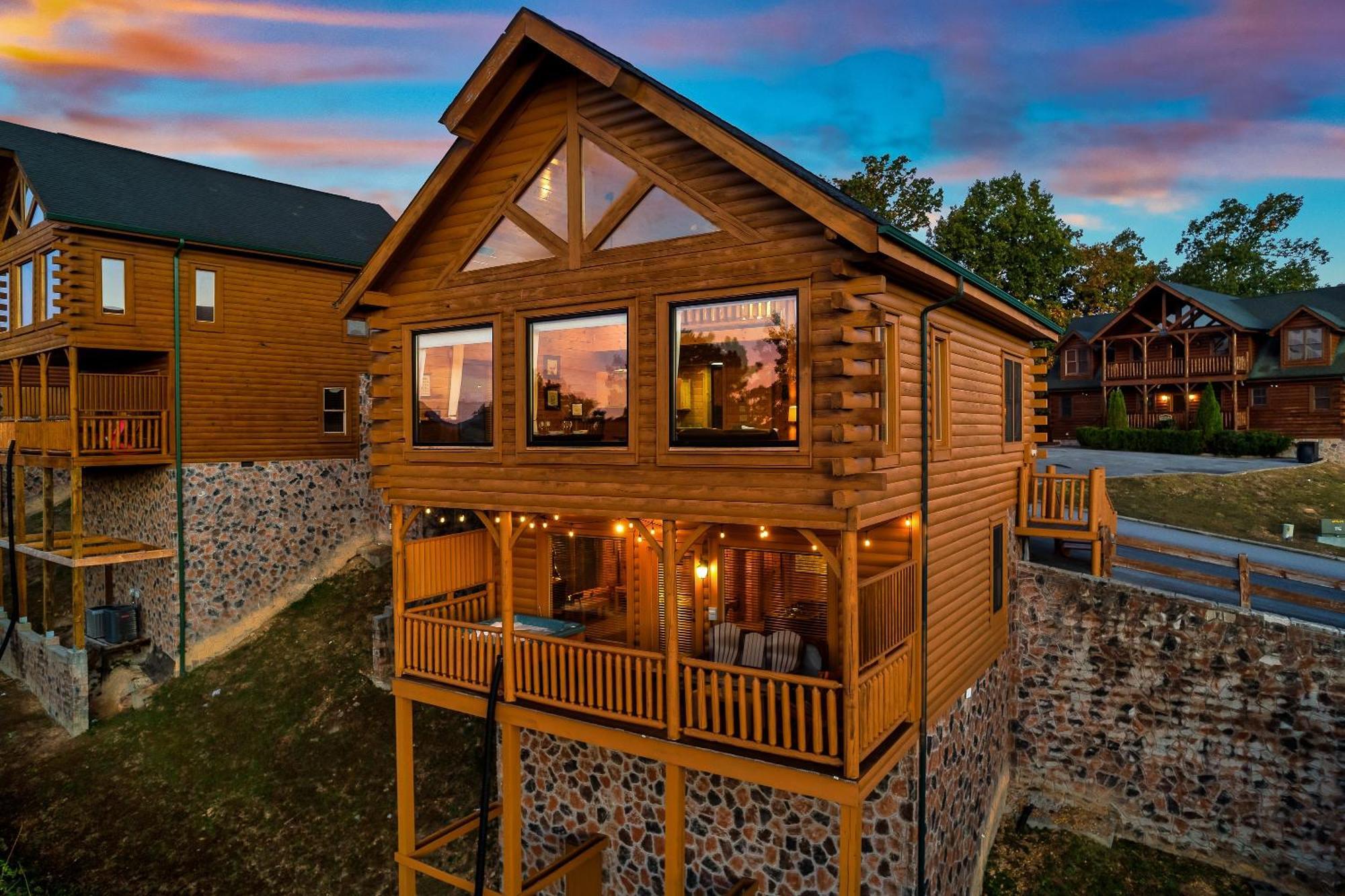 Epic Mountain Views, Hot Tub, Game Room, Sleeps 10 Севьервилл Экстерьер фото
