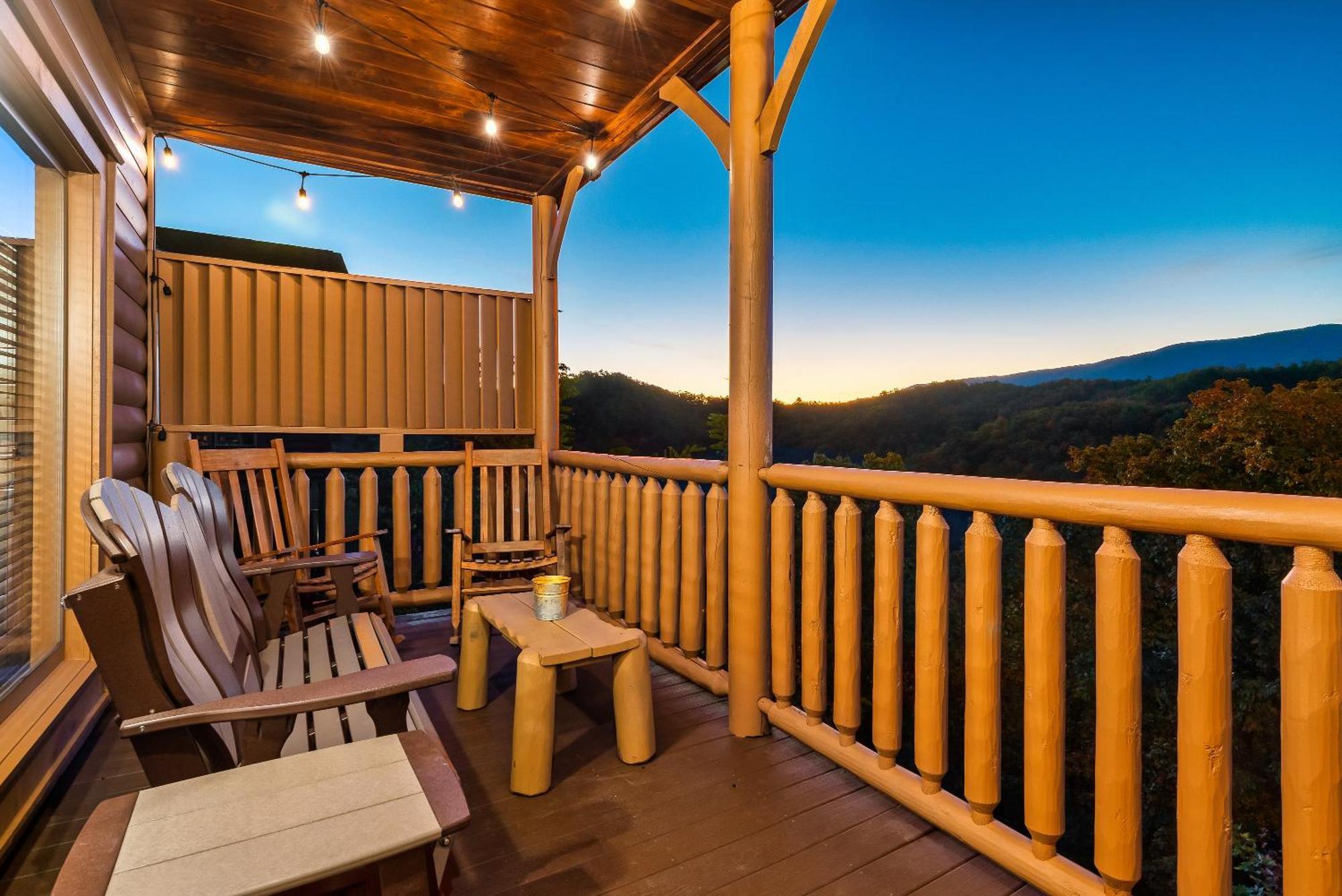 Epic Mountain Views, Hot Tub, Game Room, Sleeps 10 Севьервилл Экстерьер фото